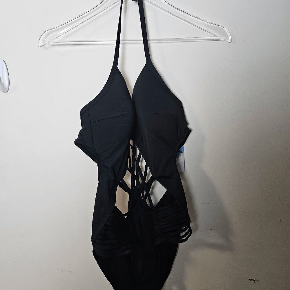 Sports Wear Strappy Cut Out One Piece Swimsuit NWT Womens Black Size Large
